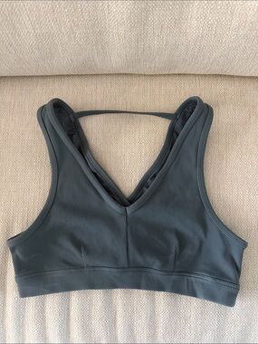 ALO Yoga Ribbed V-Neck Sports Bralette - Slate Blue